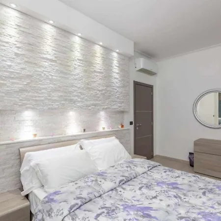 Apartment Grotta Deluxe Turin